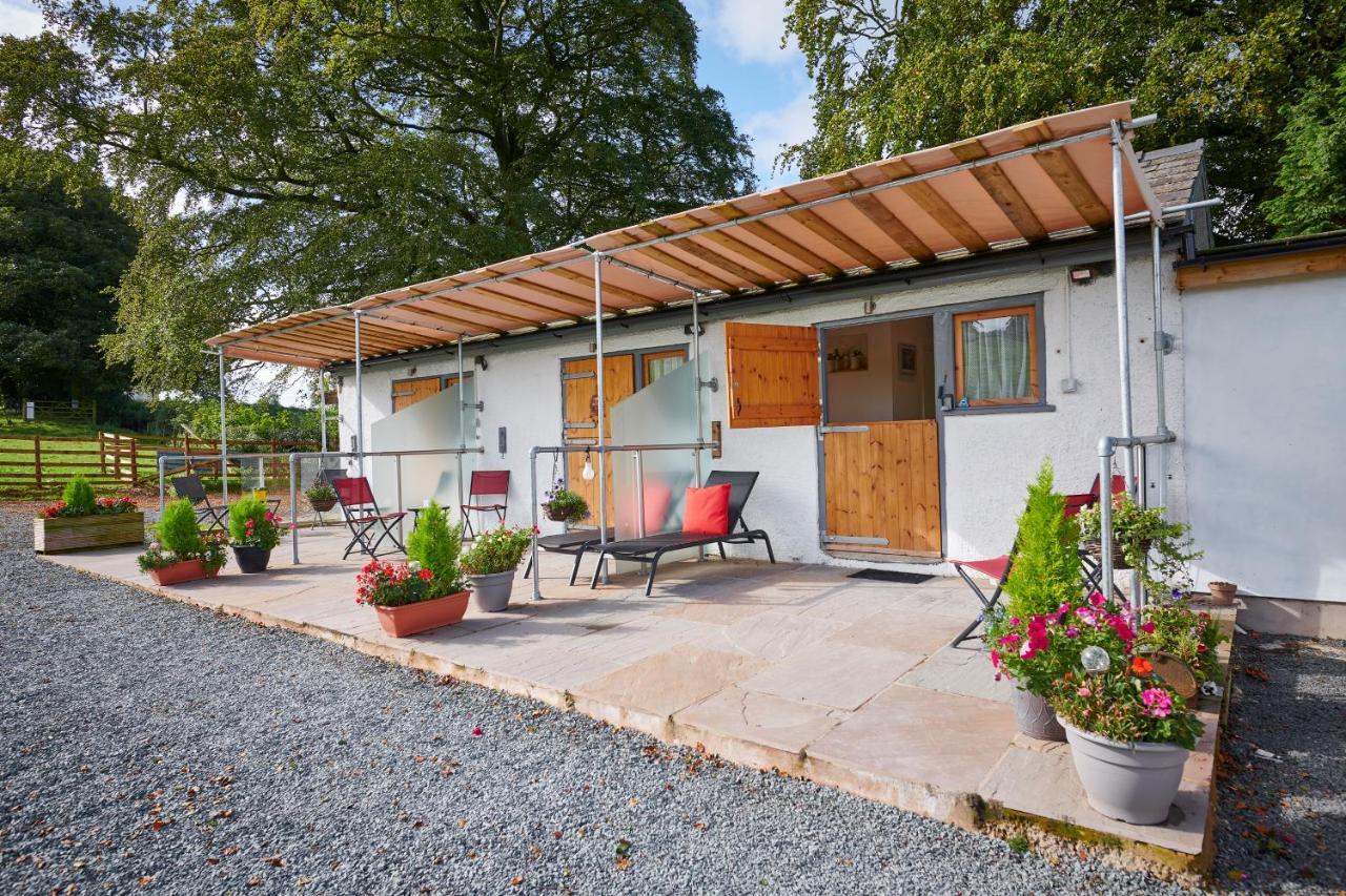 Newlands Farm Stables Villa Kendal Bagian luar foto